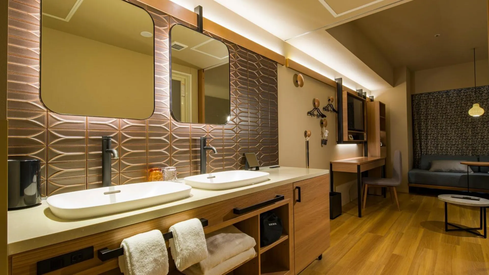 Grids Premium Hotel 오타루
